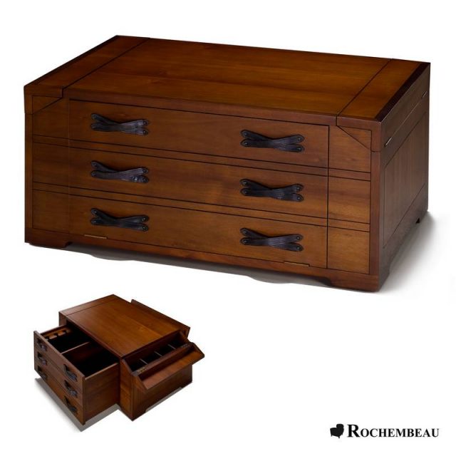 Notre table basse, malle de rangement pour votre Club, votre Chesterfield